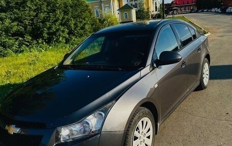 Chevrolet Cruze II, 2012 год, 620 000 рублей, 3 фотография