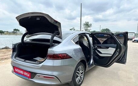 BYD Qin, 2022 год, 1 270 000 рублей, 6 фотография