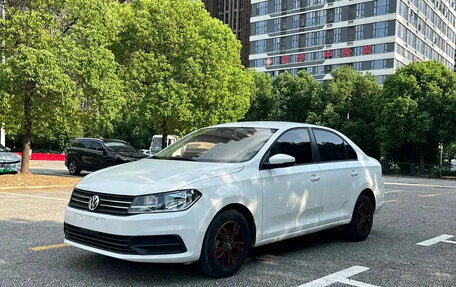 Volkswagen Santana, 2021 год, 973 000 рублей, 1 фотография