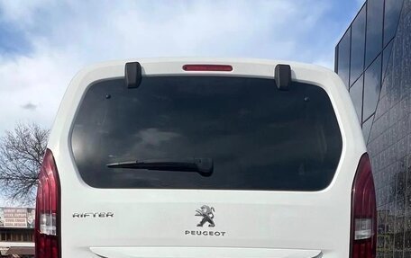 Peugeot Rifter I, 2020 год, 1 585 000 рублей, 4 фотография
