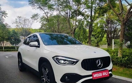 Mercedes-Benz GLA, 2022 год, 2 140 000 рублей, 3 фотография