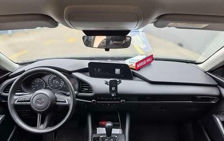 Mazda 3, 2023 год, 1 940 000 рублей, 6 фотография