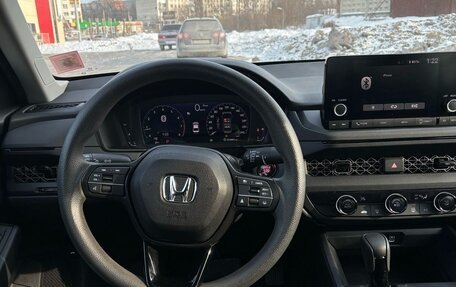 Honda Accord, 2023 год, 2 900 000 рублей, 11 фотография