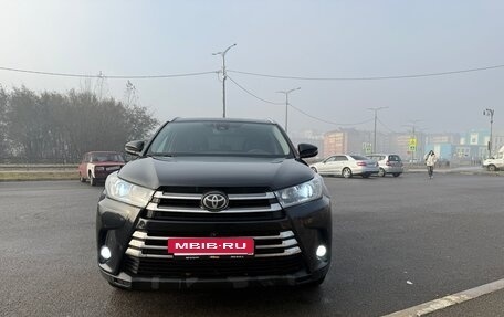 Toyota Highlander III, 2018 год, 3 200 000 рублей, 7 фотография