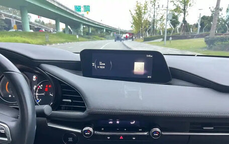 Mazda 3, 2022 год, 1 430 000 рублей, 15 фотография