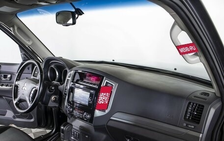 Mitsubishi Pajero IV, 2014 год, 2 445 000 рублей, 9 фотография