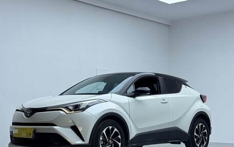 Toyota C-HR I рестайлинг, 2021 год, 1 690 277 рублей, 1 фотография
