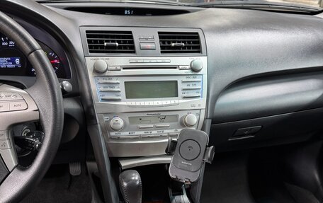 Toyota Camry, 2011 год, 1 250 000 рублей, 19 фотография