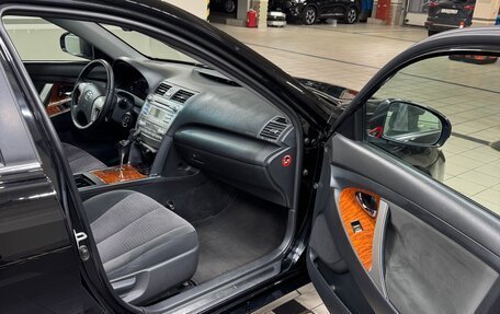 Toyota Camry, 2011 год, 1 250 000 рублей, 21 фотография