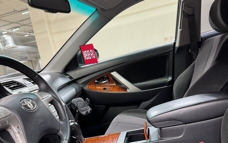 Toyota Camry, 2011 год, 1 250 000 рублей, 31 фотография