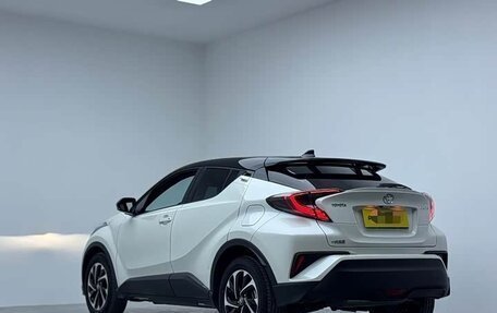 Toyota C-HR I рестайлинг, 2021 год, 1 690 277 рублей, 4 фотография