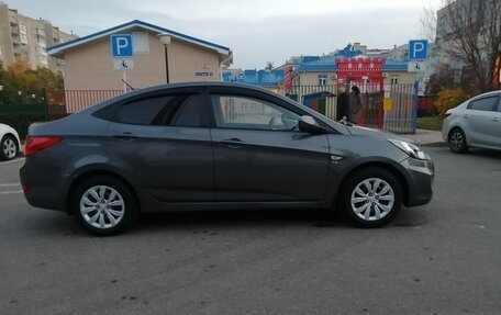Hyundai Solaris II рестайлинг, 2012 год, 735 000 рублей, 3 фотография