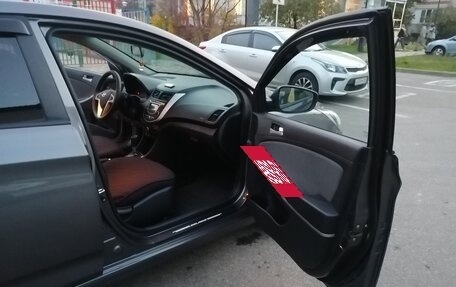 Hyundai Solaris II рестайлинг, 2012 год, 735 000 рублей, 12 фотография