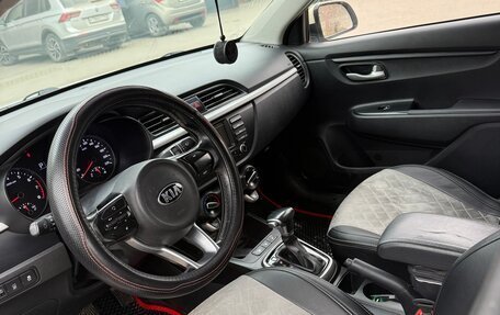 KIA Rio IV, 2017 год, 900 000 рублей, 6 фотография