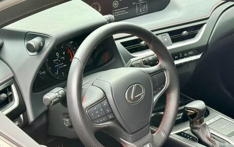 Lexus UX I, 2021 год, 2 400 300 рублей, 9 фотография