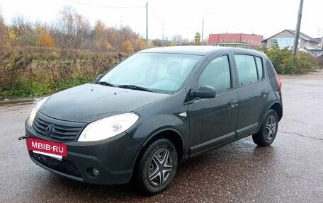 Renault Sandero I, 2011 год, 450 000 рублей, 2 фотография