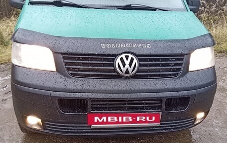 Volkswagen Transporter T5 рестайлинг, 2007 год, 980 000 рублей, 3 фотография