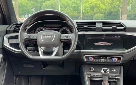 Audi Q3, 2021 год, 2 400 000 рублей, 11 фотография