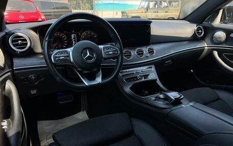 Mercedes-Benz E-Класс, 2019 год, 3 650 000 рублей, 7 фотография