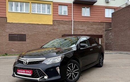 Toyota Camry, 2018 год, 2 550 000 рублей, 1 фотография