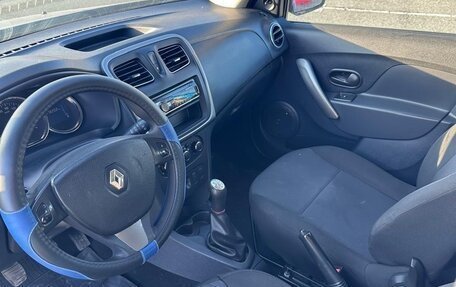 Renault Sandero II рестайлинг, 2017 год, 650 000 рублей, 9 фотография