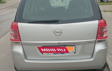 Opel Zafira B, 2013 год, 650 000 рублей, 2 фотография