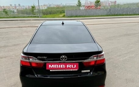 Toyota Camry, 2018 год, 2 550 000 рублей, 9 фотография