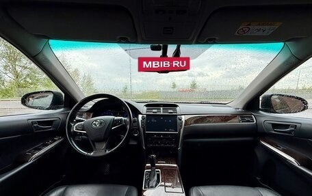 Toyota Camry, 2018 год, 2 550 000 рублей, 17 фотография