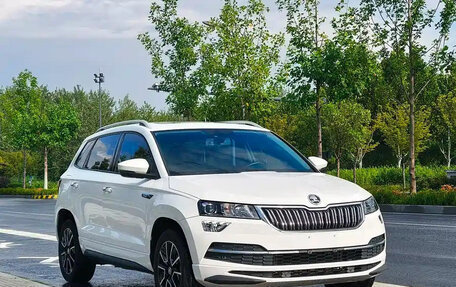 Skoda Karoq I, 2022 год, 1 610 000 рублей, 3 фотография