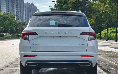 Skoda Karoq I, 2022 год, 1 610 000 рублей, 5 фотография