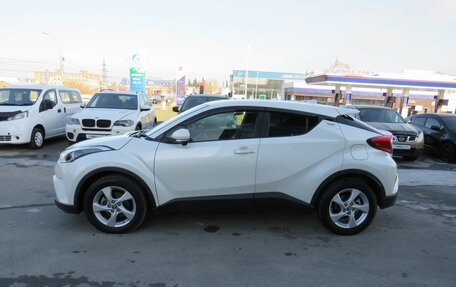 Toyota C-HR I рестайлинг, 2018 год, 2 060 000 рублей, 4 фотография