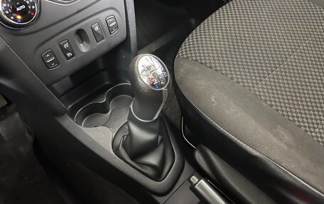 Renault Sandero II рестайлинг, 2019 год, 1 150 000 рублей, 18 фотография