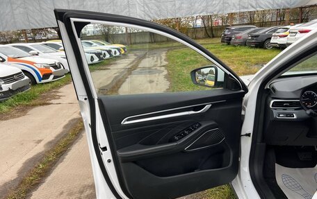 Geely Emgrand, 2024 год, 1 527 000 рублей, 9 фотография