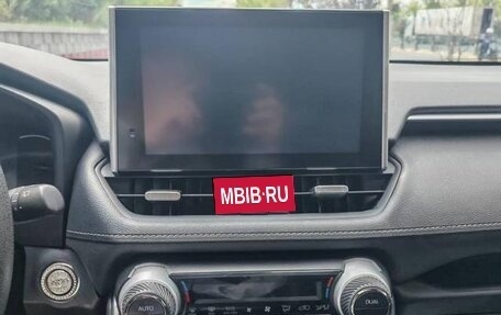 Toyota RAV4, 2022 год, 2 100 000 рублей, 13 фотография