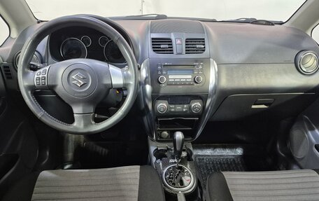 Suzuki SX4 II рестайлинг, 2010 год, 907 000 рублей, 10 фотография