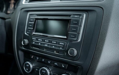 Volkswagen Jetta VI, 2013 год, 880 000 рублей, 15 фотография