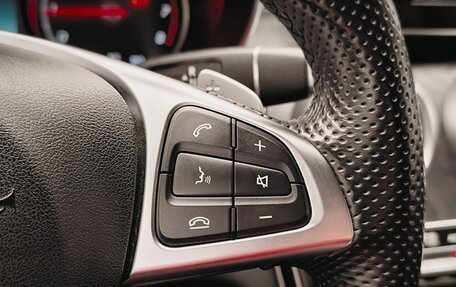 Mercedes-Benz C-Класс, 2018 год, 3 041 000 рублей, 13 фотография