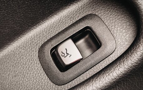 Mercedes-Benz C-Класс, 2018 год, 3 041 000 рублей, 17 фотография