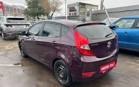 Hyundai Solaris II рестайлинг, 2011 год, 670 000 рублей, 6 фотография