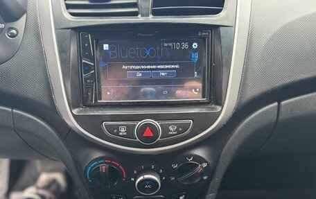 Hyundai Solaris II рестайлинг, 2011 год, 670 000 рублей, 10 фотография