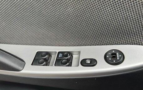 Hyundai Solaris II рестайлинг, 2011 год, 670 000 рублей, 12 фотография