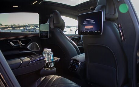 Mercedes-Benz EQS, 2022 год, 7 900 000 рублей, 17 фотография