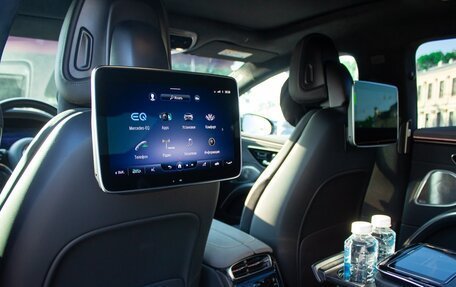 Mercedes-Benz EQS, 2022 год, 7 900 000 рублей, 38 фотография