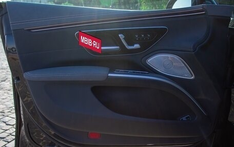 Mercedes-Benz EQS, 2022 год, 7 900 000 рублей, 28 фотография