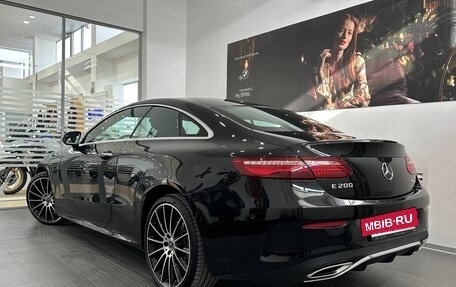 Mercedes-Benz E-Класс, 2017 год, 3 605 000 рублей, 10 фотография