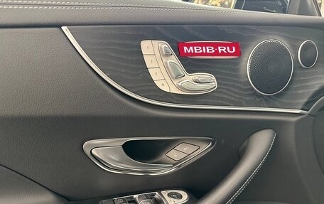 Mercedes-Benz E-Класс, 2017 год, 3 605 000 рублей, 29 фотография