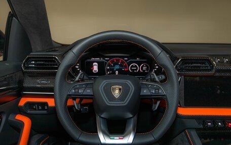 Lamborghini Urus I, 2025 год, 41 900 000 рублей, 15 фотография