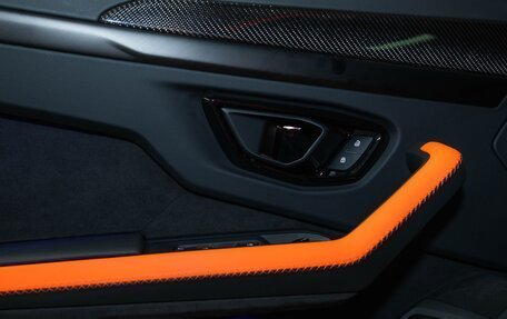 Lamborghini Urus I, 2025 год, 41 900 000 рублей, 23 фотография