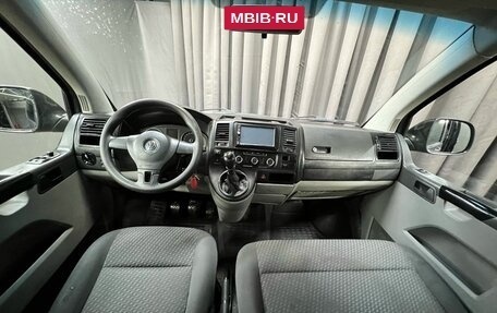 Volkswagen Caravelle T5, 2014 год, 1 649 777 рублей, 16 фотография