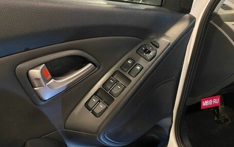 Hyundai ix35 I рестайлинг, 2011 год, 1 078 000 рублей, 20 фотография